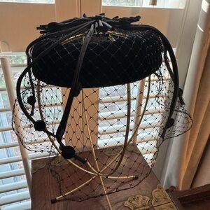 Vintage Black Velvet Fascinator Hat w/ Net Veil